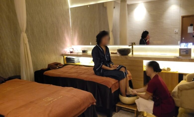 스웨디시 마사지 vs 딥 티슈 마사지 근본적인 차이와 선택 가이드 스웨디시 마사지 vs 딥 티슈 마사지 근본적인 차이와 선택 가이드